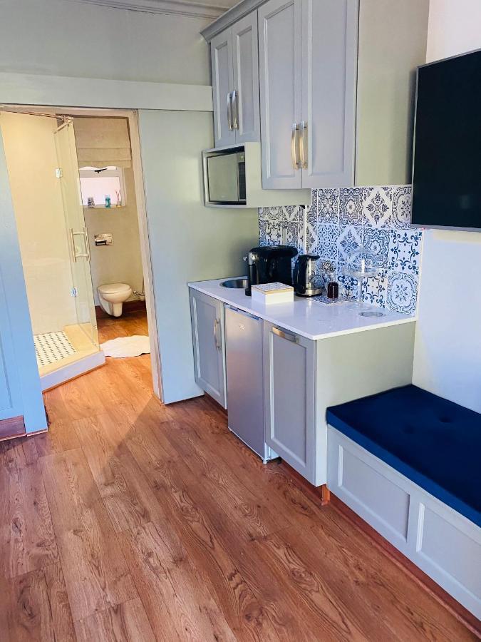 Bella Blue Guesthouse บลูมฟอนเทน ภายนอก รูปภาพ